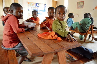 Vorschuleinrichtung (Kindergarten) für die kleinsten Kinder in Tengenenge 
