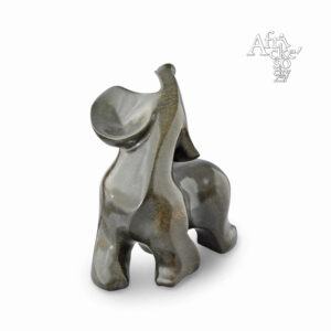 Skulptur von Tamuka Gorerino: Elefantenkalb | Steinskulpturen online kaufen
